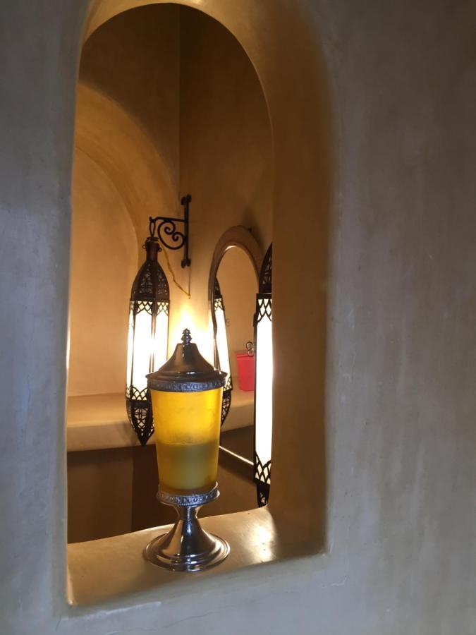 Riad Dar Bergui Warzazát Exteriér fotografie