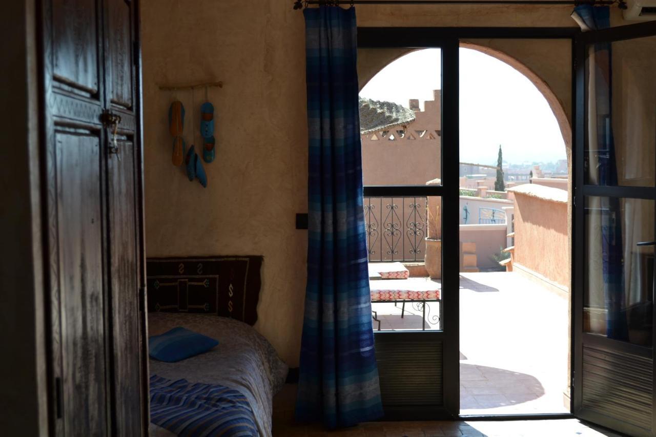 Riad Dar Bergui Warzazát Exteriér fotografie
